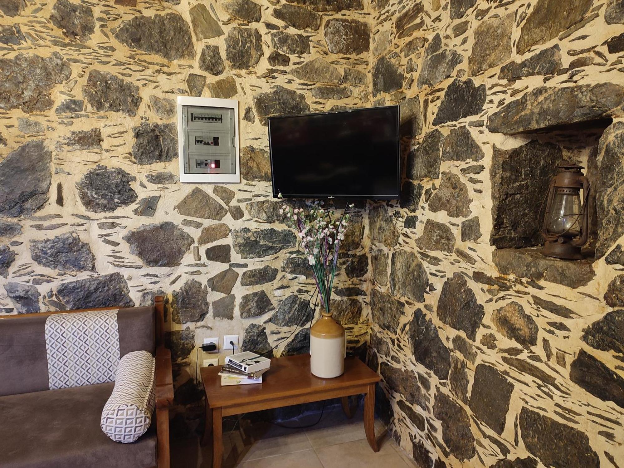 KefálionGrandma Agatha & Virginia'S Stonehouseアパートメント 部屋 写真